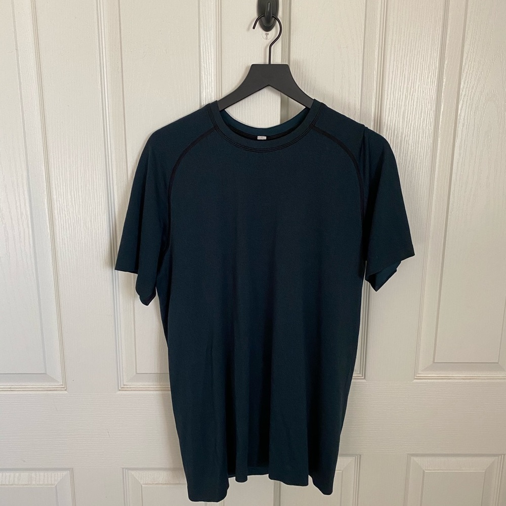 Lululemon short sleeve
